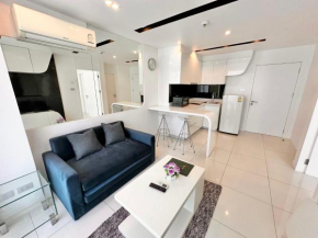 CENTRAL LOCATED 1 Bed In City Center Residence